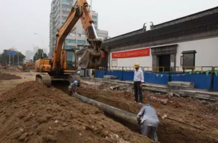 RTK管道測(cè)量現(xiàn)場(chǎng) RTK管道測(cè)量現(xiàn)場(chǎng)